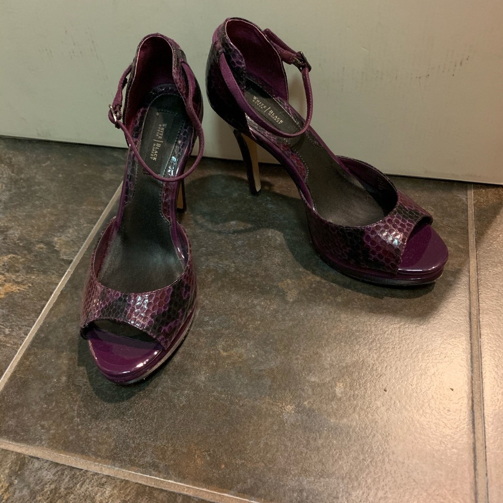 White House Black Market Purple Snake Peeptoe Heel